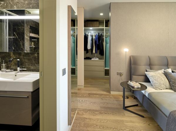 Ege Suits Sample Flats