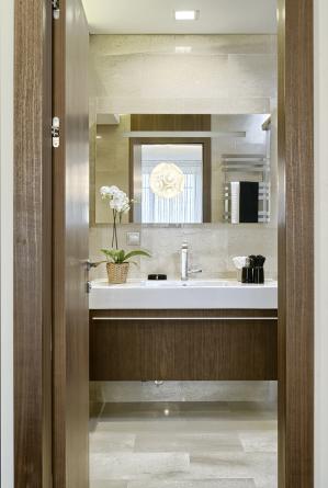 Ege Suits Sample Flats